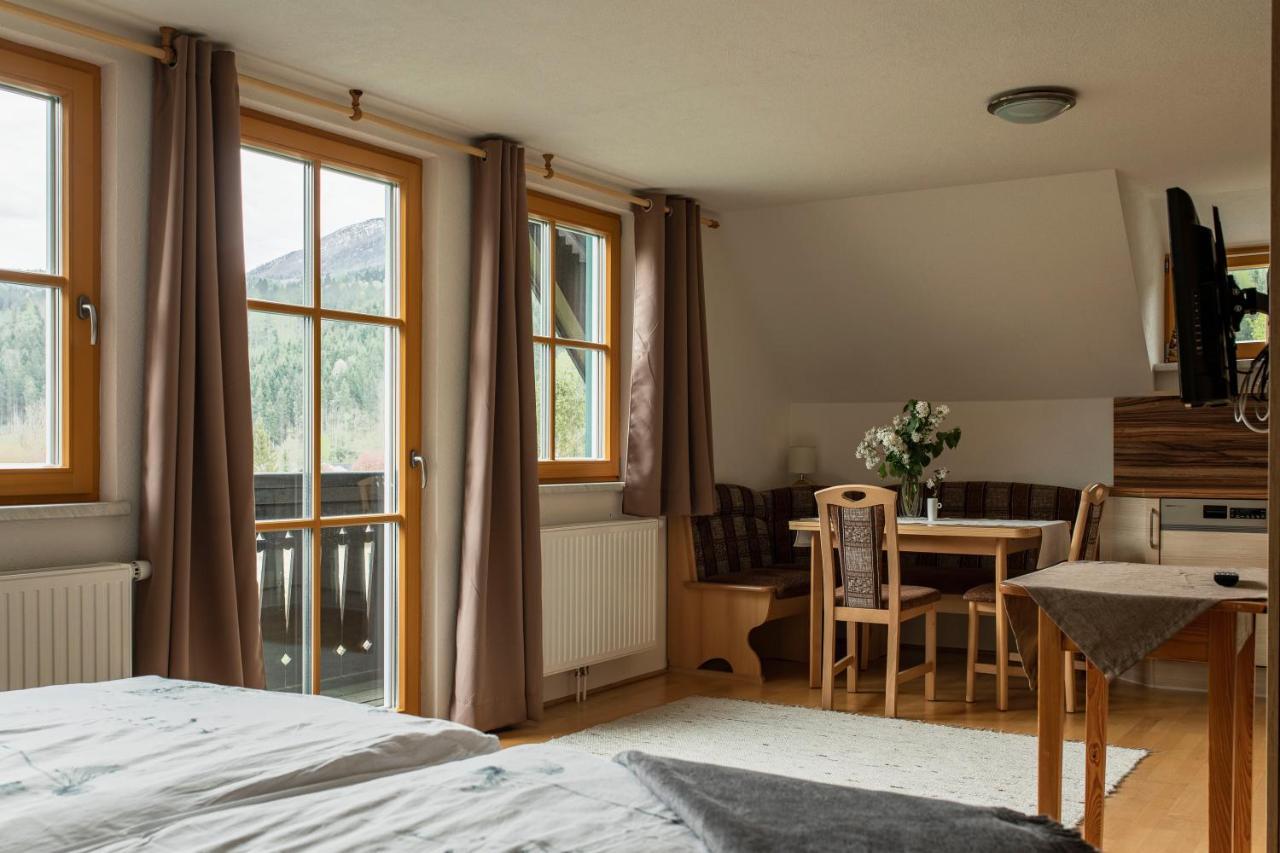 Haus Enzian Apartment *
